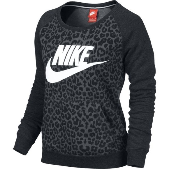 ❌sold❌Leopard print Nike crew neck hoodie - Picture 4 of 4